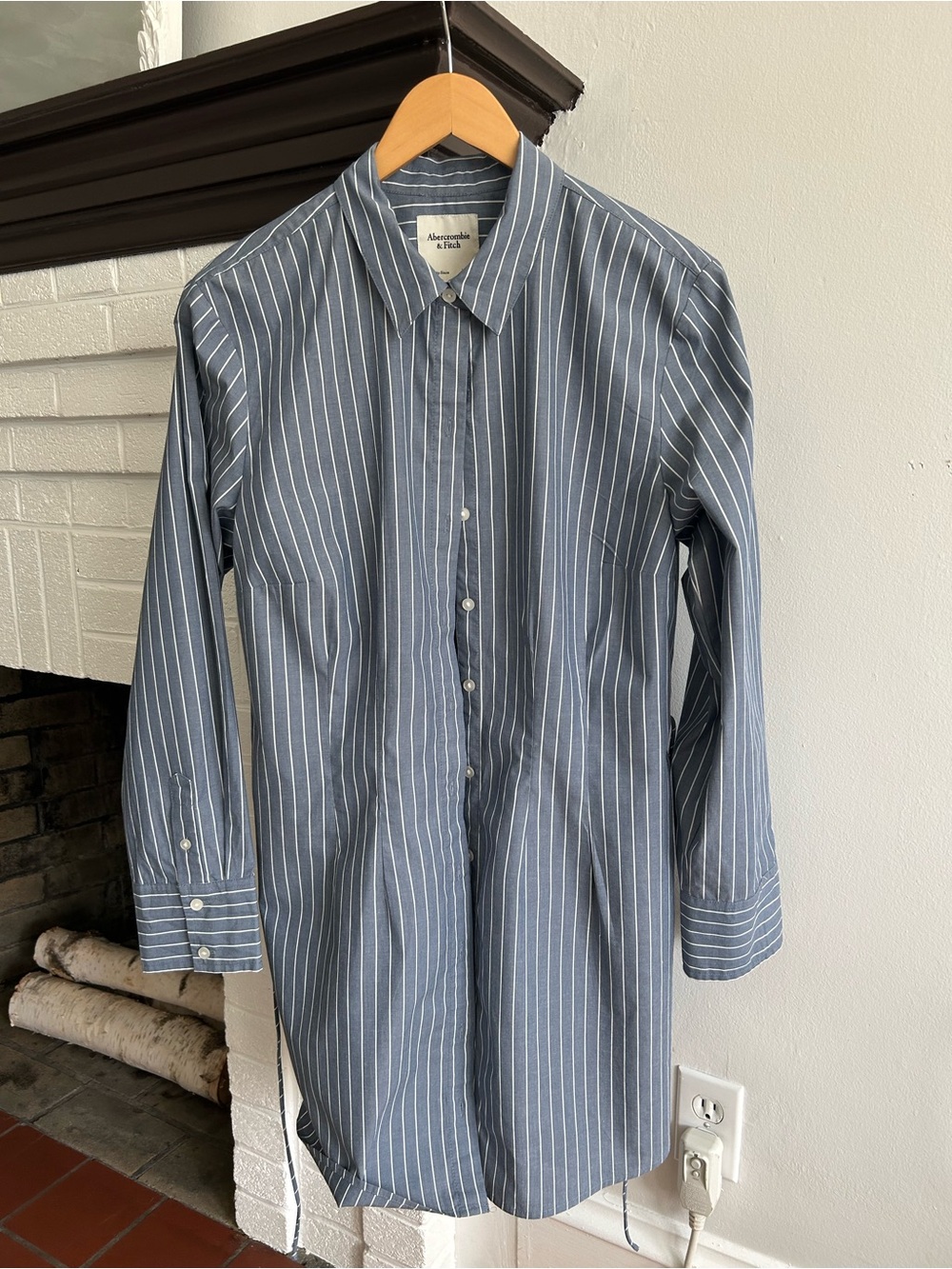 Abercrombie & Fitch Blue and White Pinstripe Button-Down Shirt Dress Size L